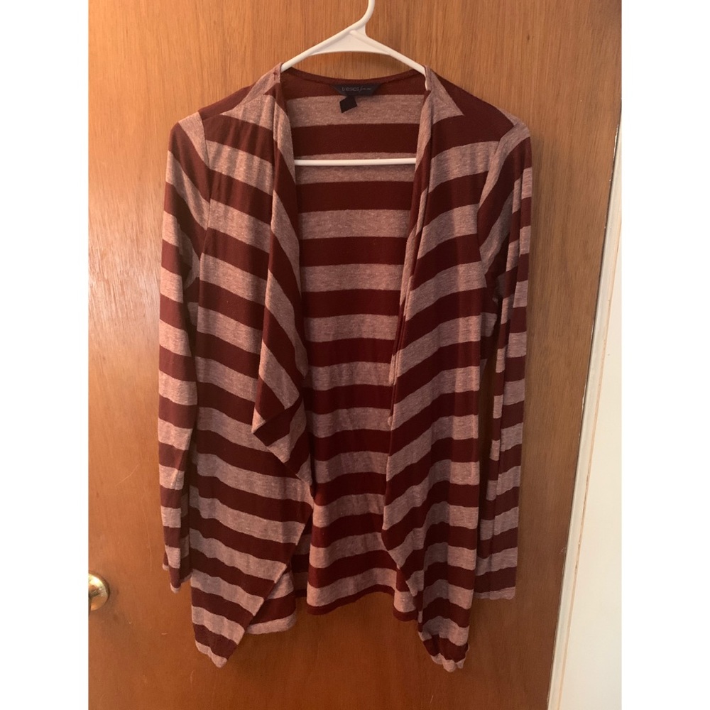 🛑 Striped cardigan